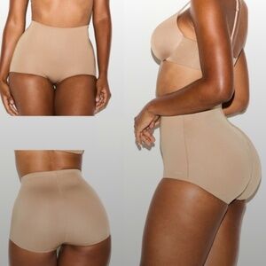 SKIMS High-Waist Shaping Briefs in Nude